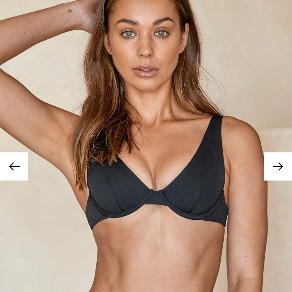Small petite Monday swimwear bikini top